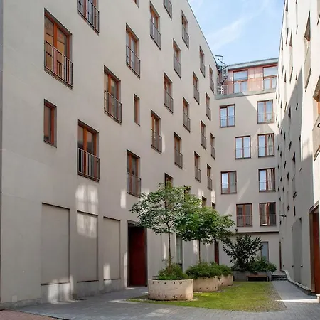 New Designer Old Town Studio, Tv, Work Desk With Monitor, Ac, Security Riga